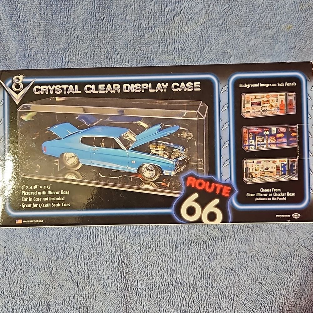 DISPLAY CASE For Collectibles Or Anti Dust Items